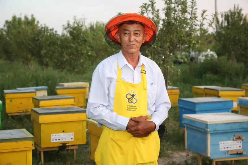 Бахтияр, пчеловод из Узбекистана.